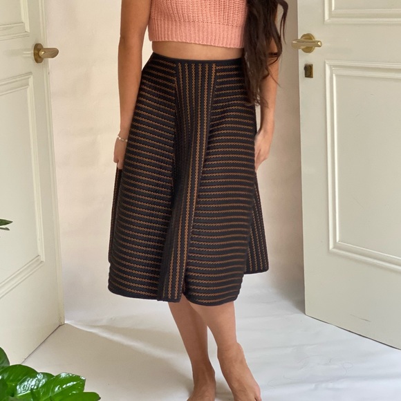 H&M Black & Tan/Brown Circle Skirt - Picture 2 of 7